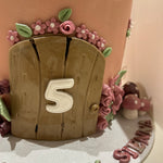 PINK WOODLAND CAKE