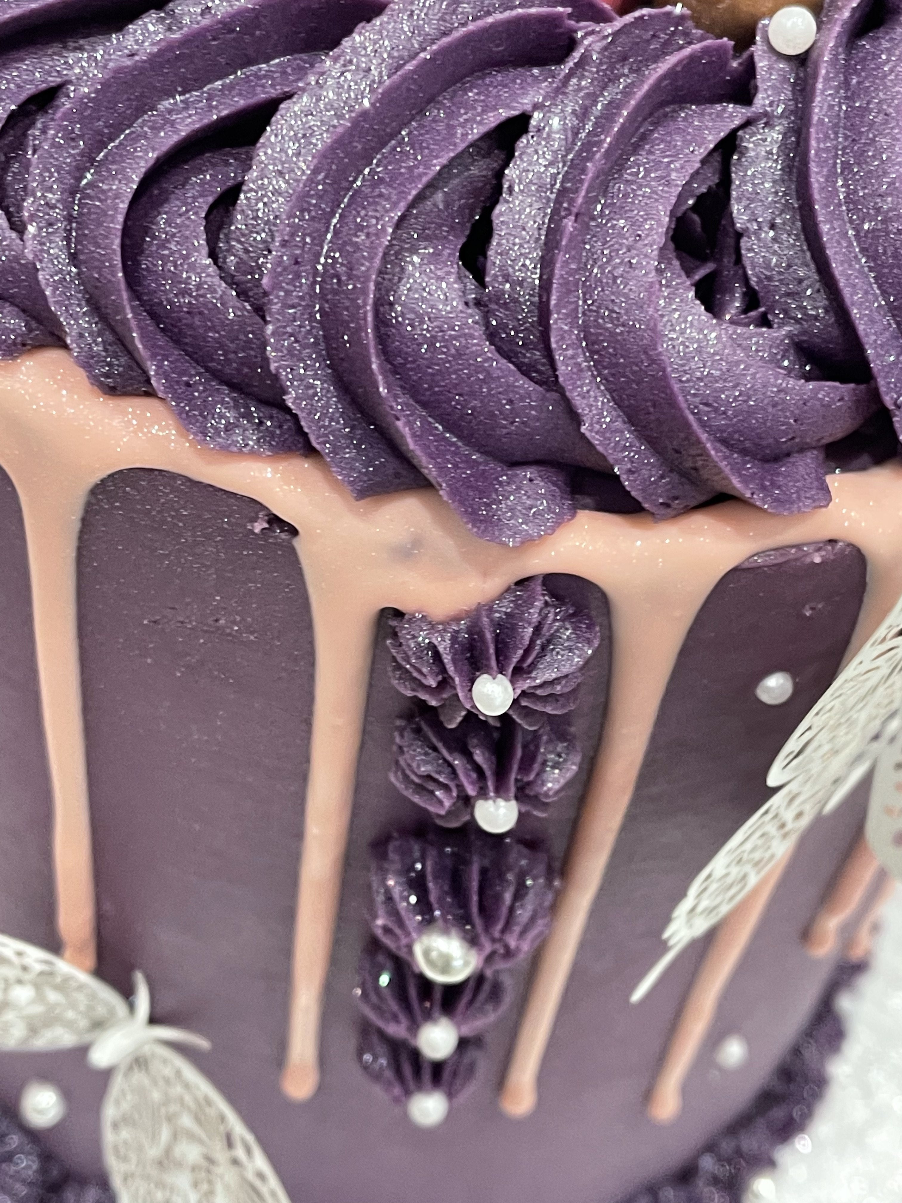 BUTTERFLY ELEGANCE OCCASION CAKE