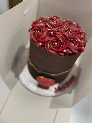 RED ROSETTE HEART OCCASION CAKE