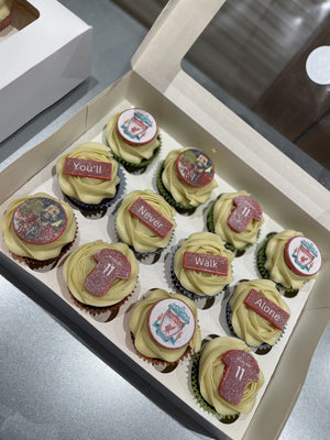 FOOTBALL THEMED CUPCAKES