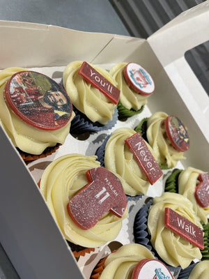 FOOTBALL THEMED CUPCAKES