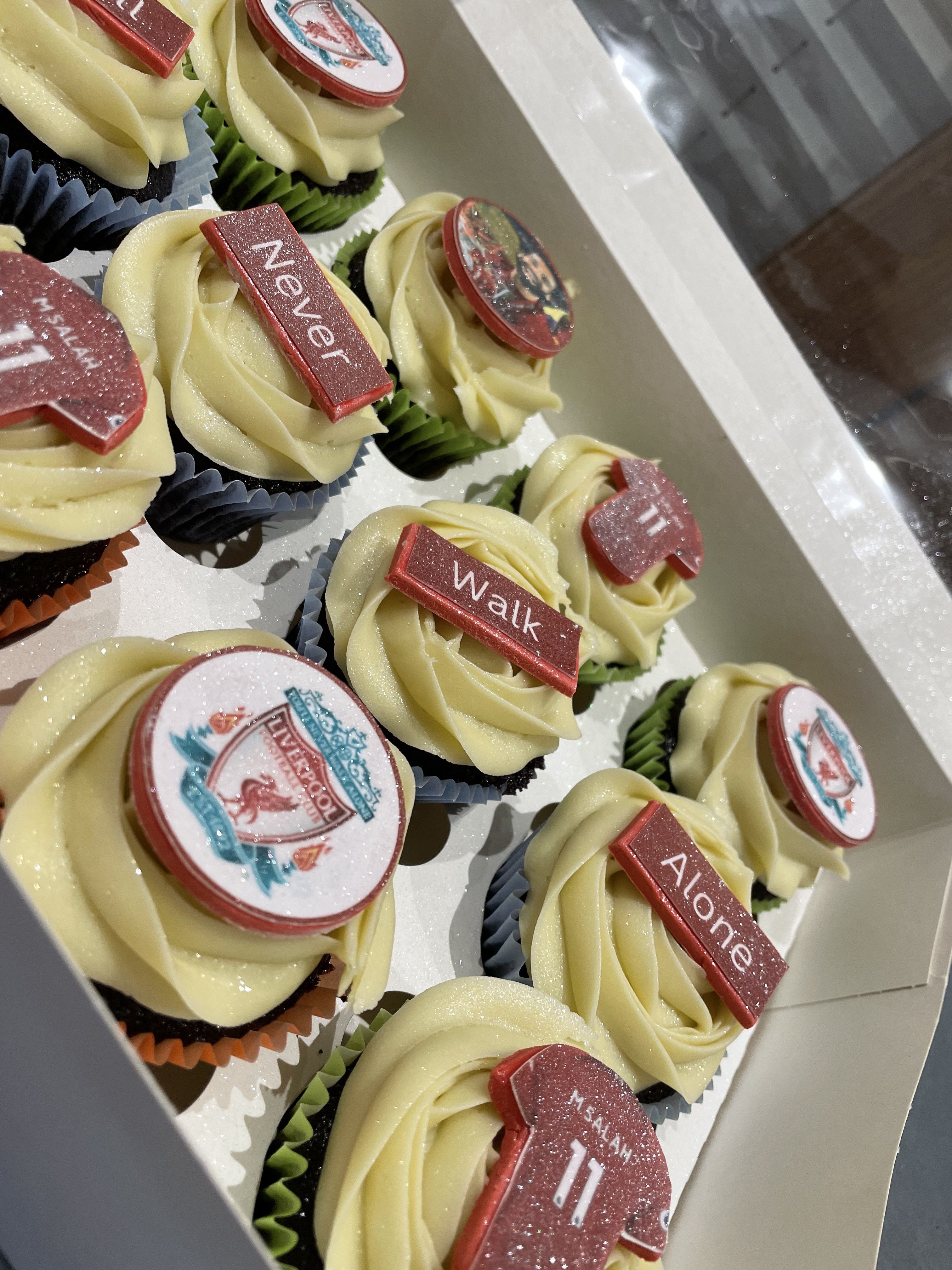 FOOTBALL THEMED CUPCAKES