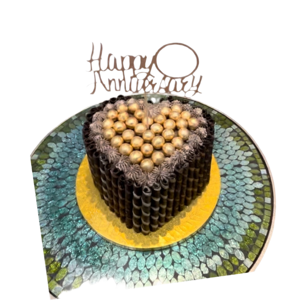 GOLD BALL HEART WITH WAFERS CAKE