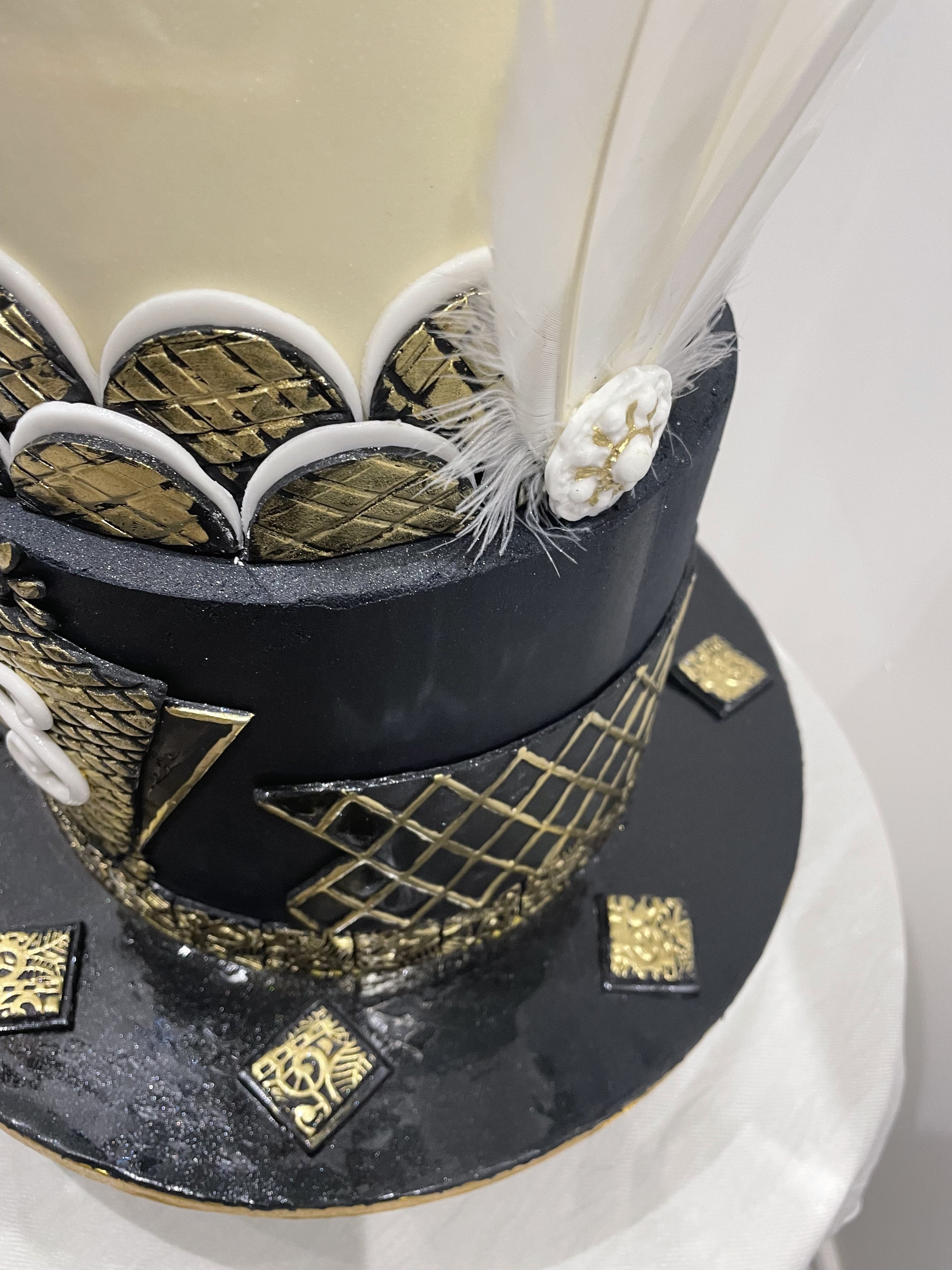 ELEGANT FEATHER OCCASION CAKE