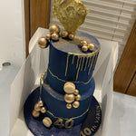 NAVY GOLD SAIL DRIP CAKE