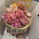 GOLD DRIP PINK KISS CAKE