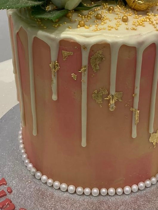 PEACHY FEATHER WHITE DRIP CAKE