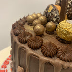 CHOCOLATE & STRAWBERRY CAKE