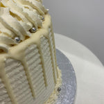 VANILLA SWIRL FRESH CREAM DRIP CAKE