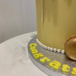 FLOWER MACSAIL GOLD LEAF DRIP CAKE