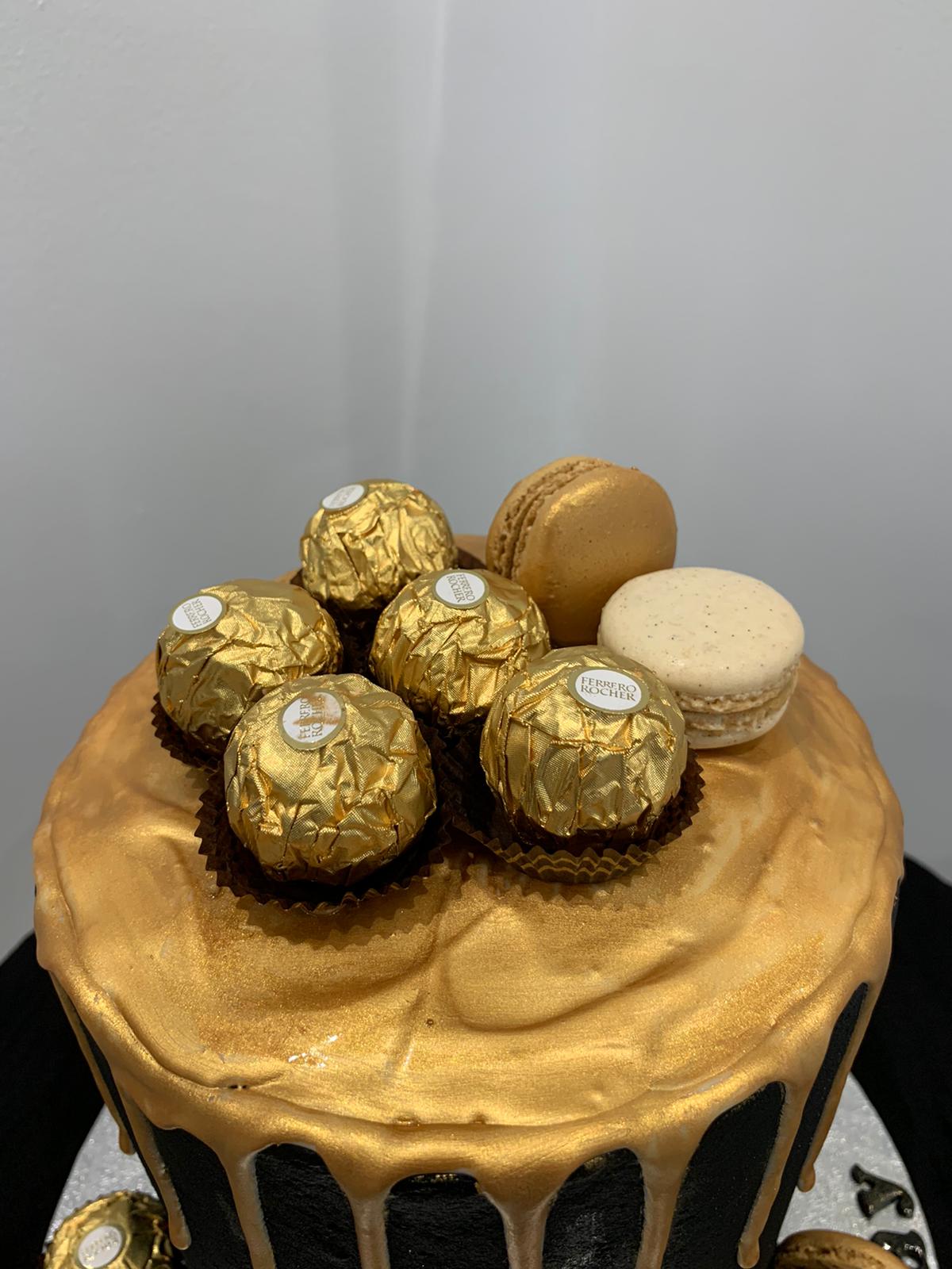 LIQUID GOLD - DRIP CAKE