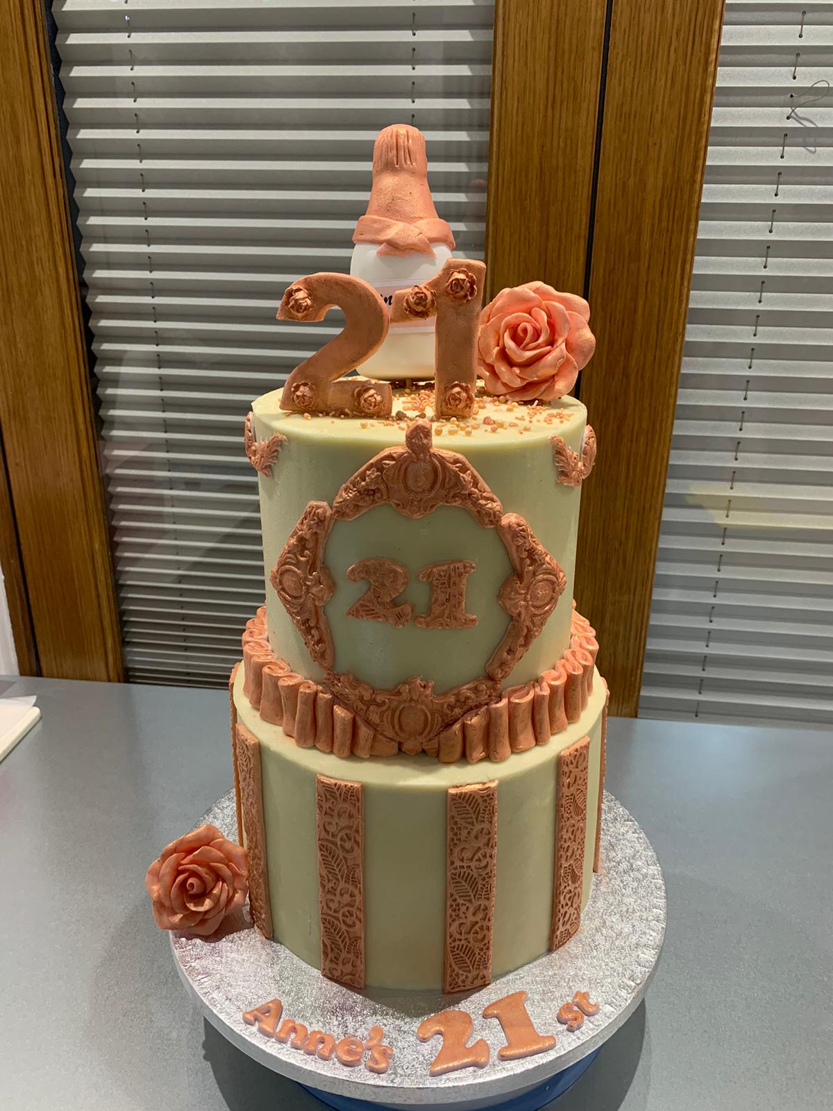 ROSE GOLD FRAME - TWO TIER CAKE