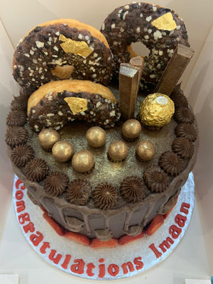 CHOCOLATE & STRAWBERRY CAKE
