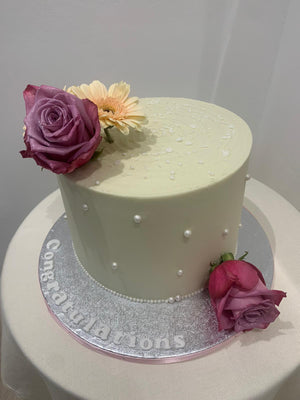 IVORY PEARL ROSE CAKE