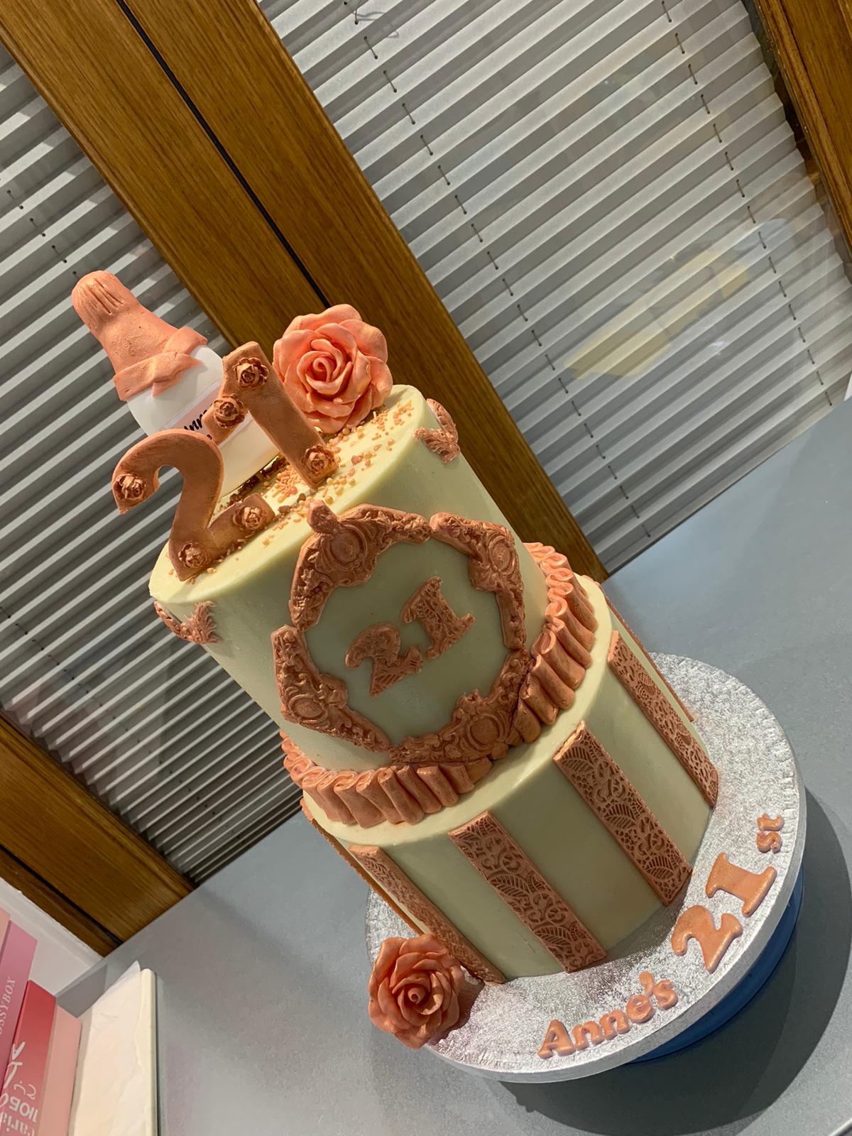 ROSE GOLD FRAME - TWO TIER CAKE