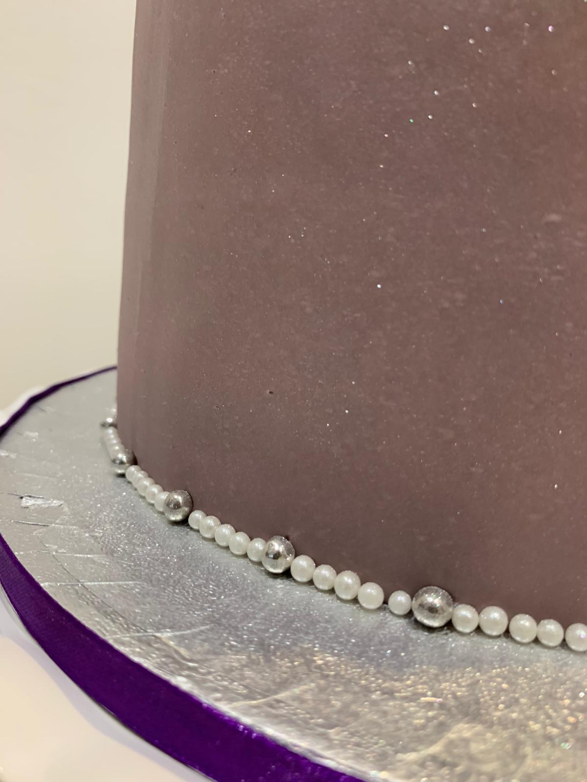 LILAC FLOWER CELEBRATION CAKE
