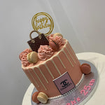 HANDBAG MACARON DRIP CAKE