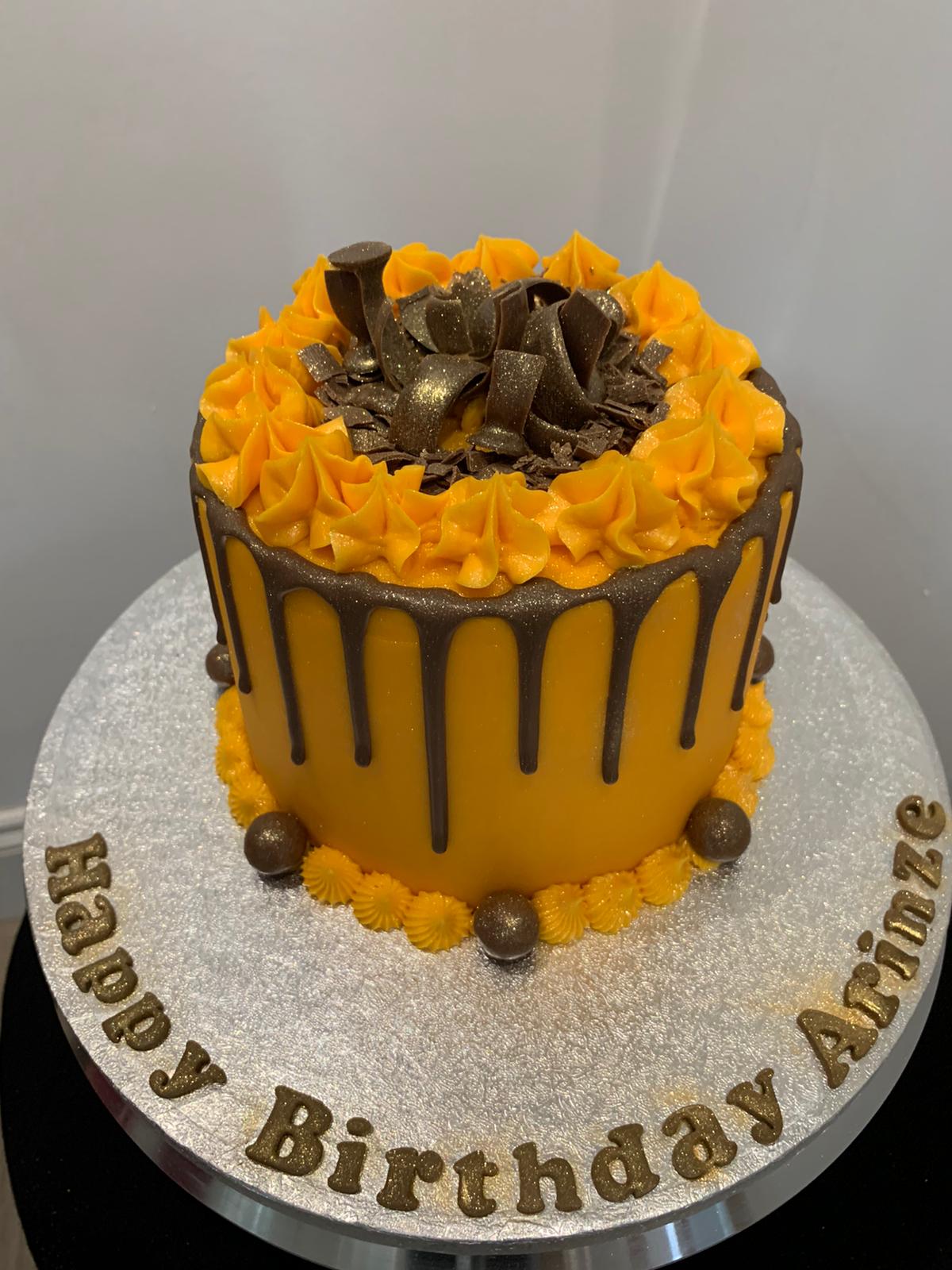 CHOCO VELVET DRIP CAKE