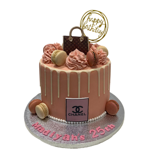 HANDBAG MACARON DRIP CAKE