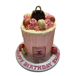 PINKCHANEL LUIS FRESH CREAM CAKE