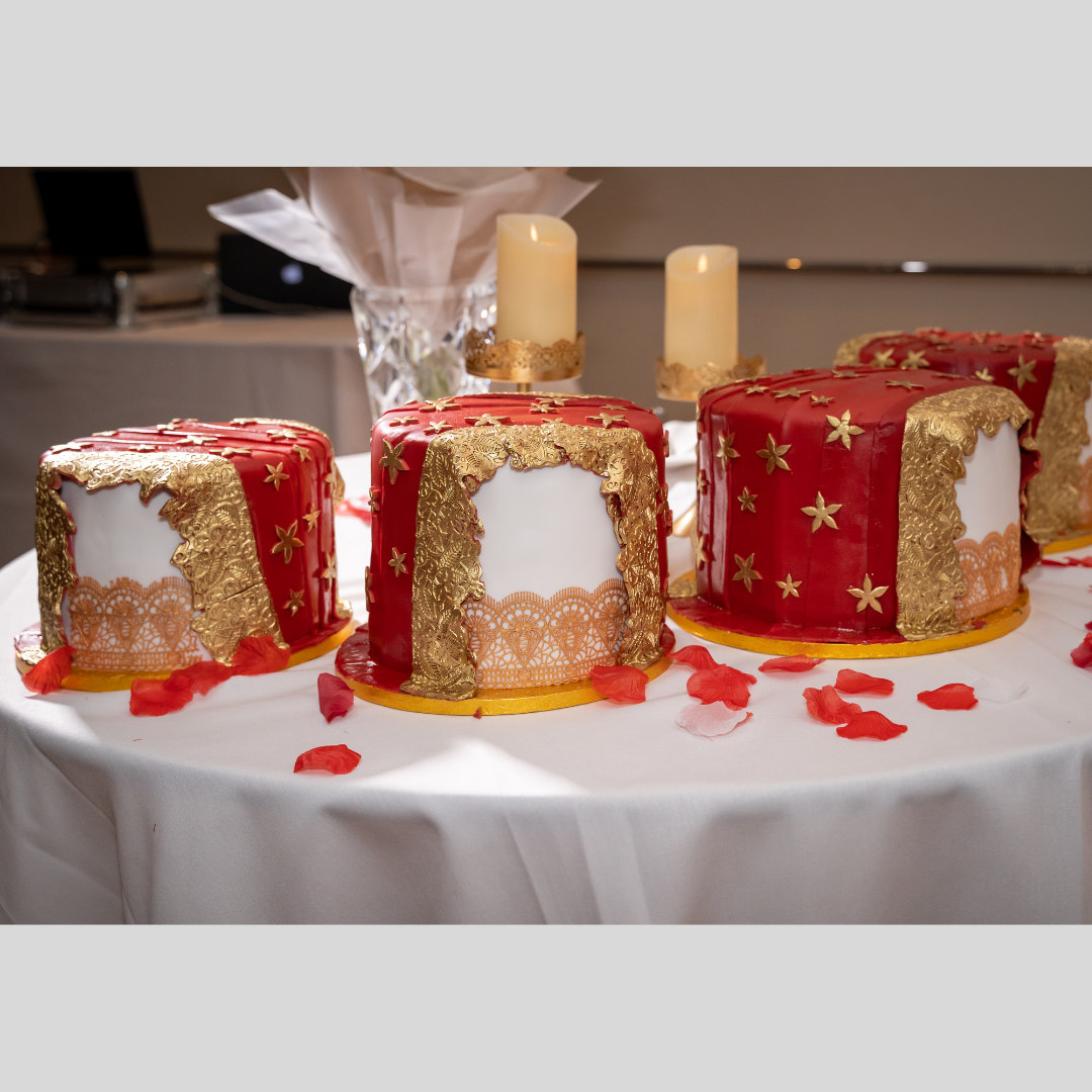 DUPATTA THEME MEHNDI/WEDDING CAKE