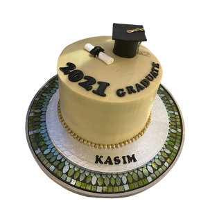 GRADUATION HAT & DEGREE SCROLL CELEBRATION CAKE