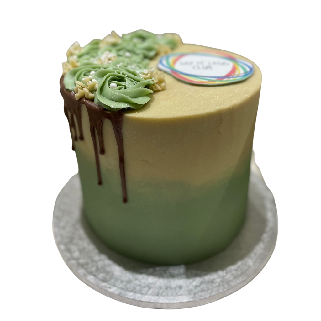 HALF DRIP ROSETTE CAKE