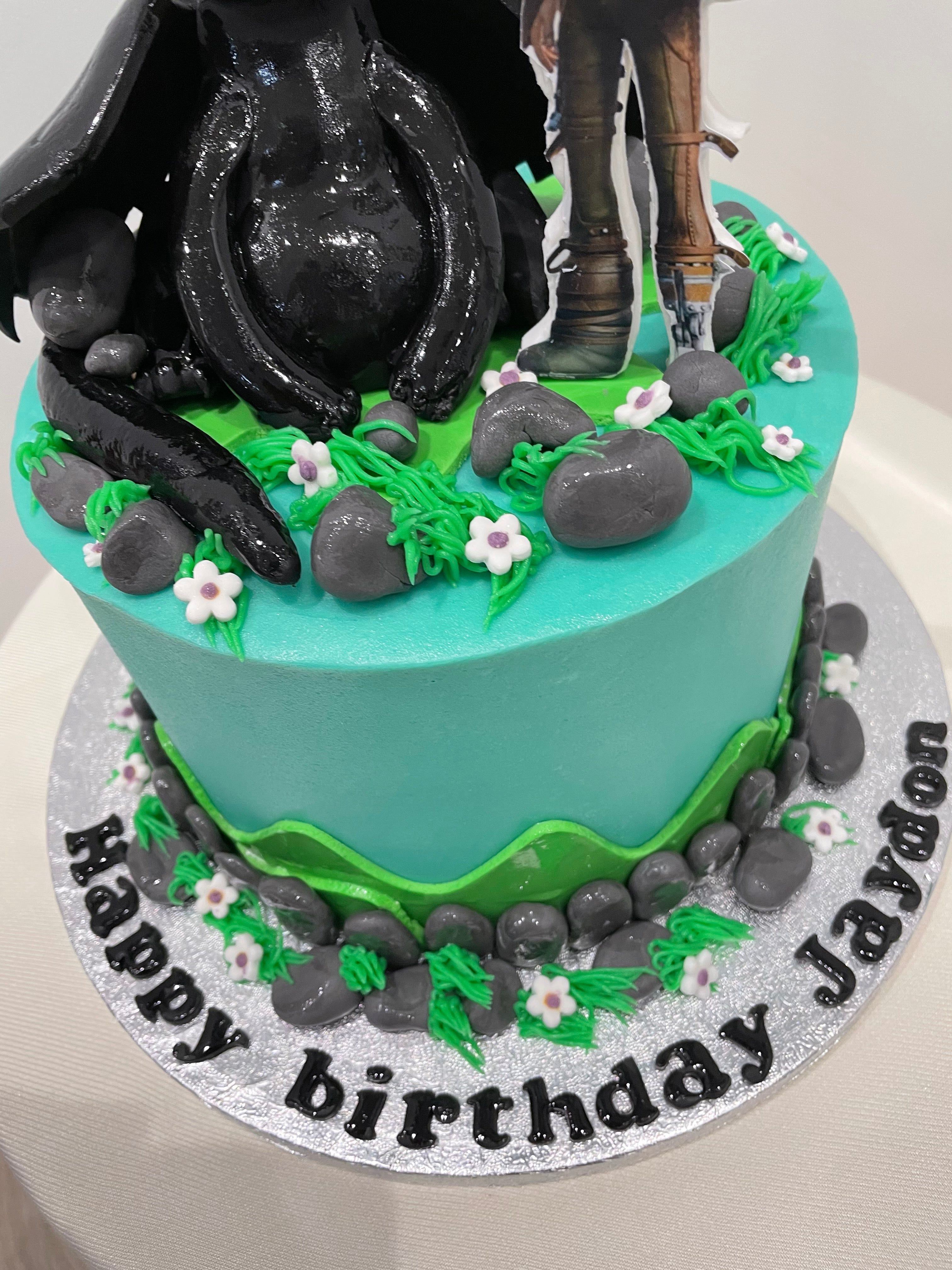 DRAGON CAKE