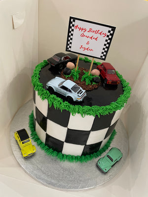 RACE TRACK THEME CAKE