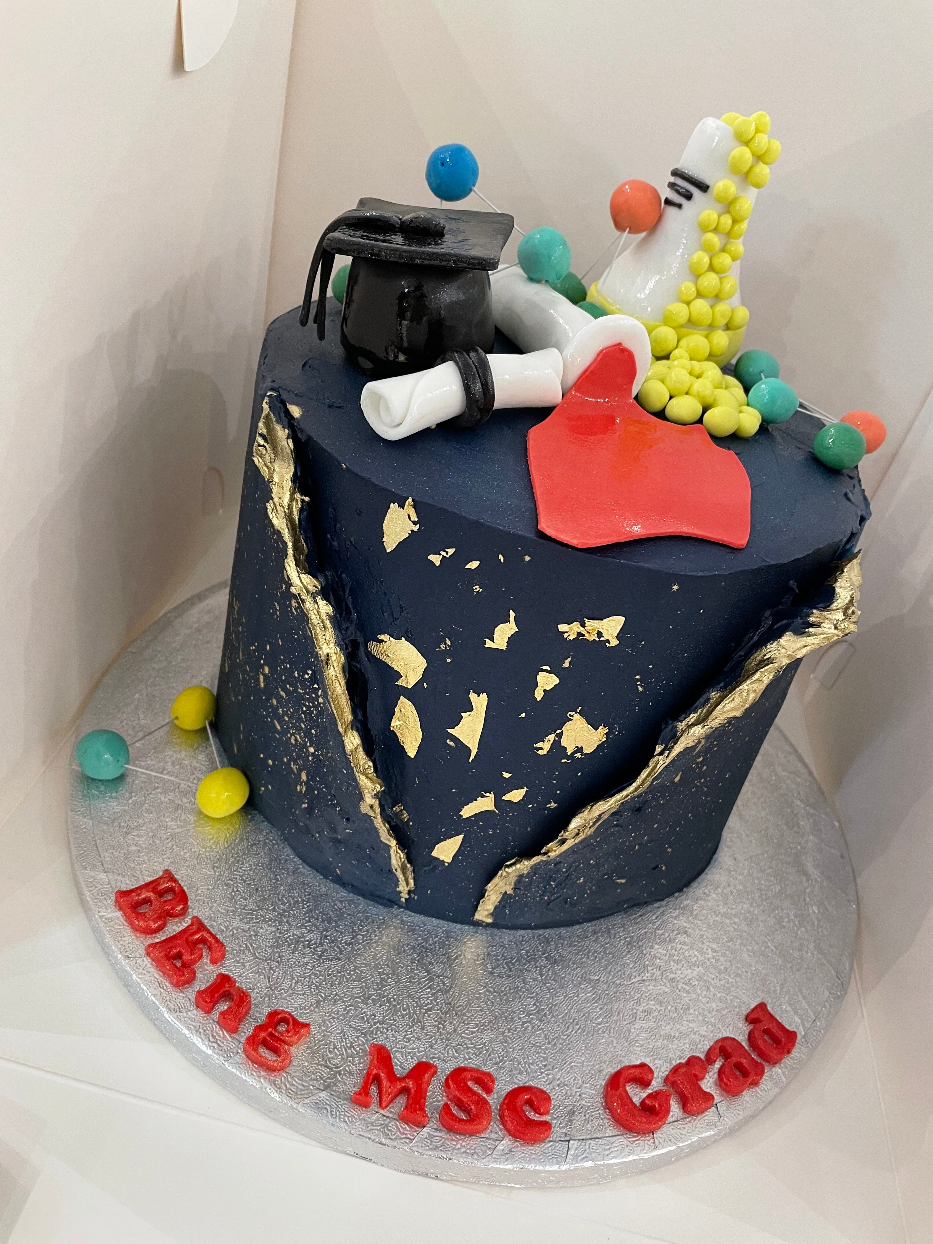 SCIENCE GRADUATION CAKE – FARAH'S DESSERT HEAVEN