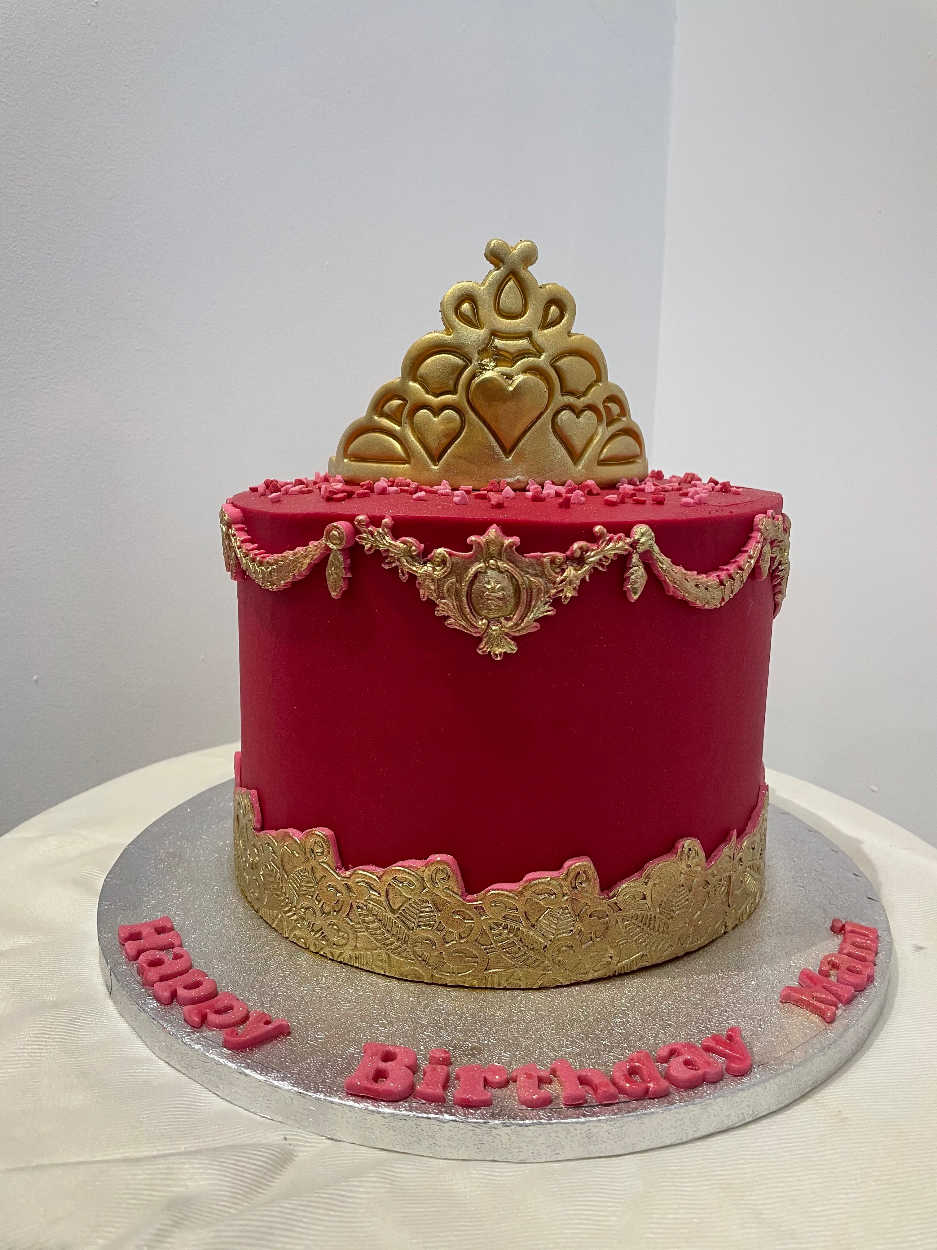 PINK QUEEN CELEBRATION CAKE