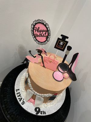 ELEGANCE LADY OCCASION CAKE