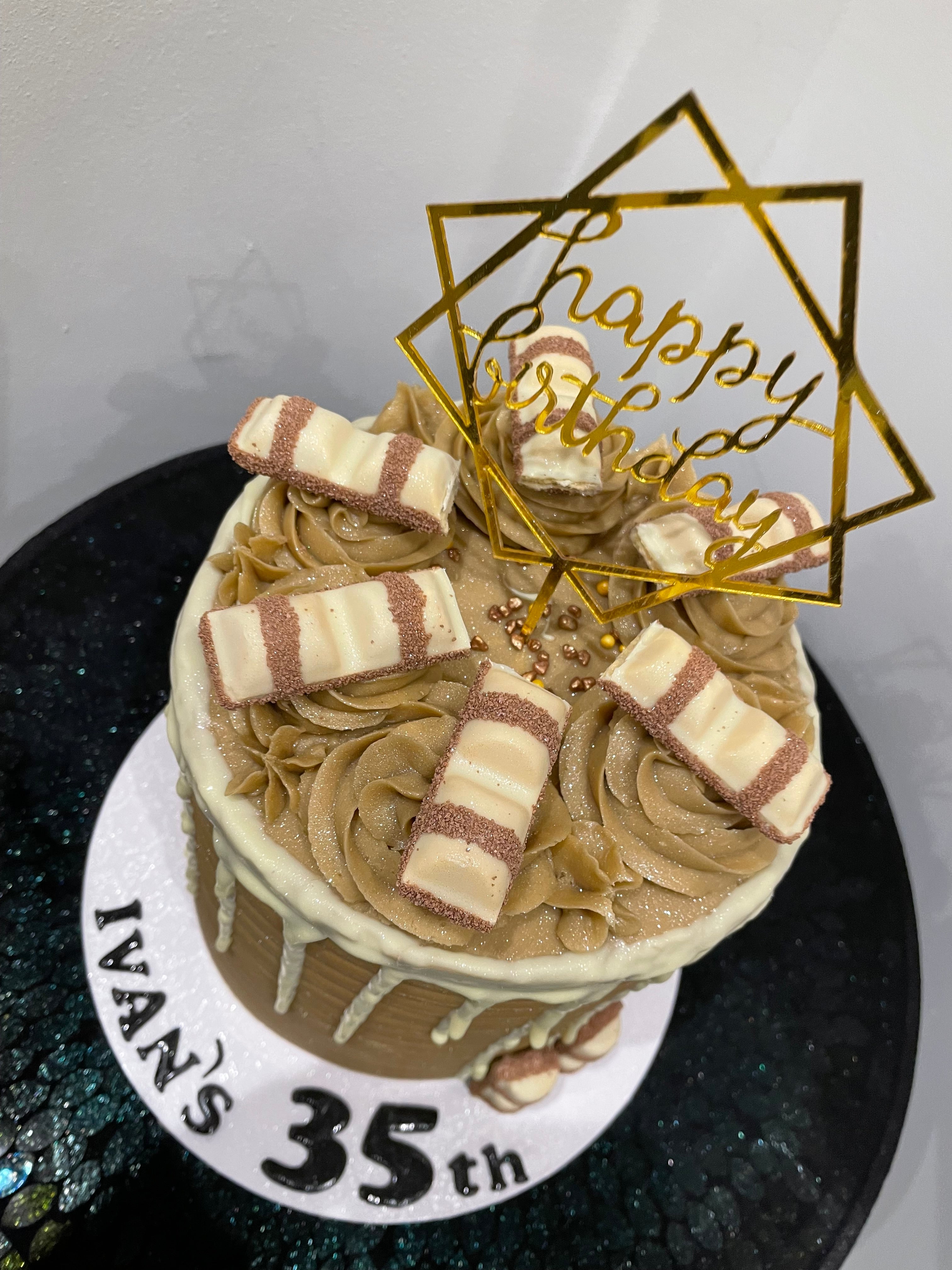 BUENO WHITE CHOC DRIP CAKE