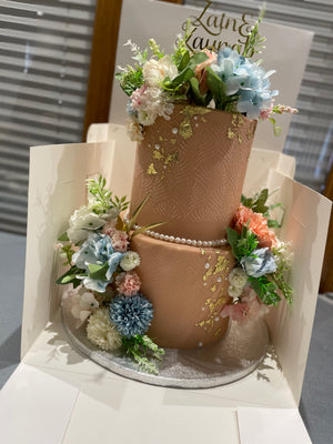 FLORAL EMBOSSED OCCASION CAKE
