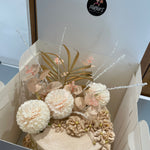 GOLD FLAMINGO CELEBERATION CAKE
