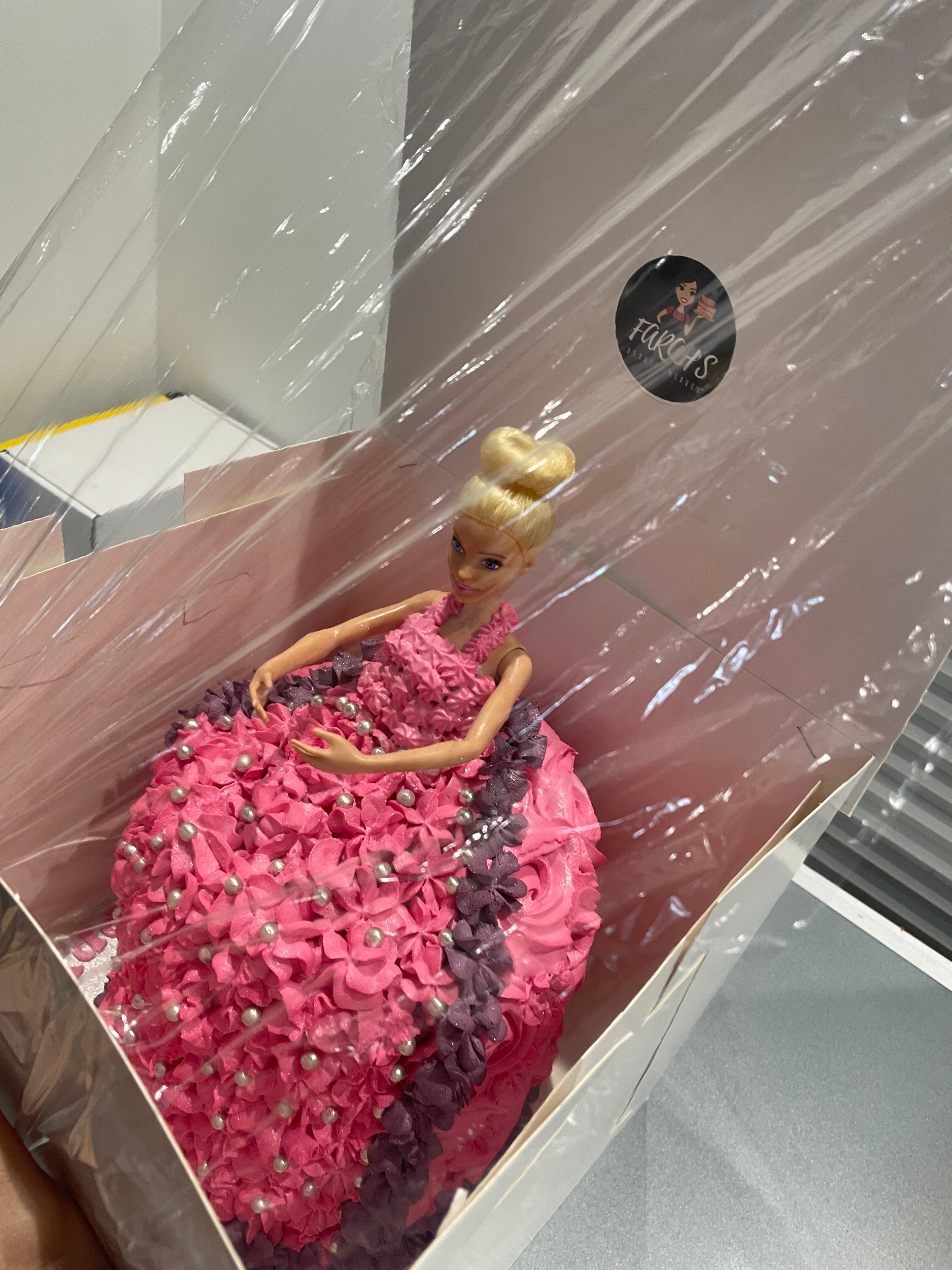 PINK PRINCESS FRESH CREAM CAKE