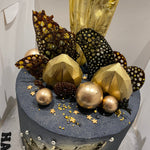 GEODE SAIL BLACK AND GOLD CAKE