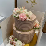 GOLD ELEGANCE CELEBRATION CAKE