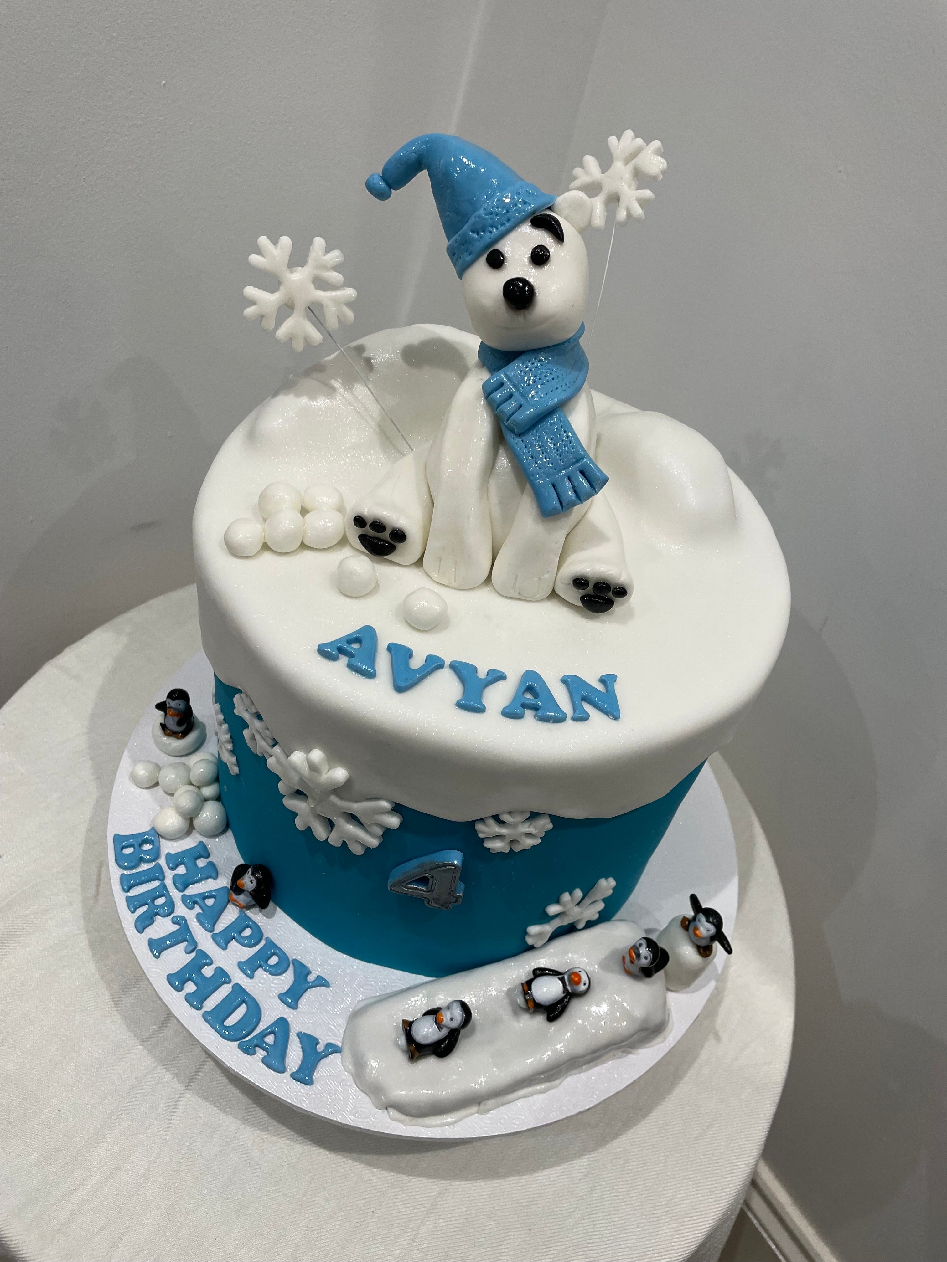 SNOWY BEAR OCCASION CAKE