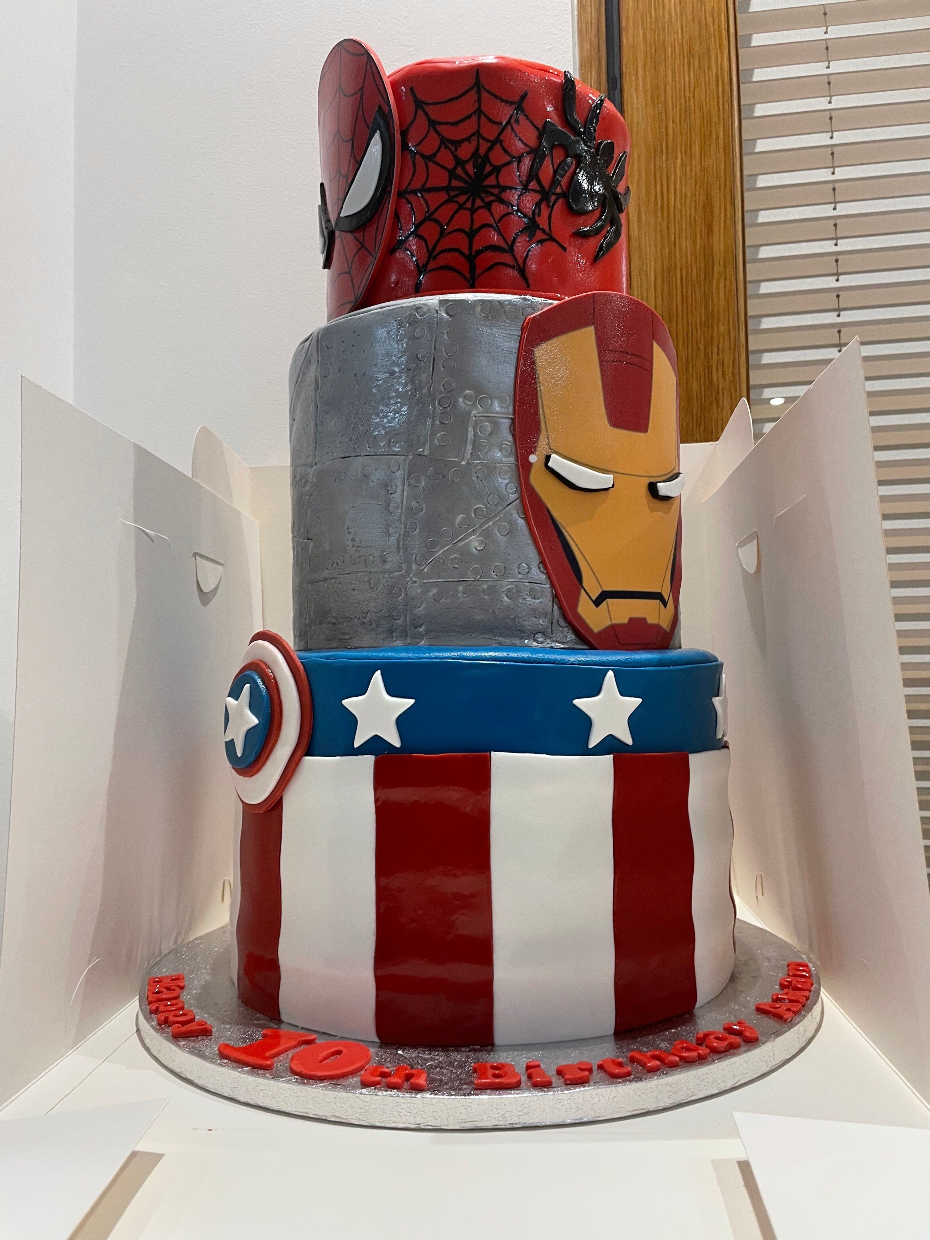 COMIC BOOK HERO 3-TIER CAKE