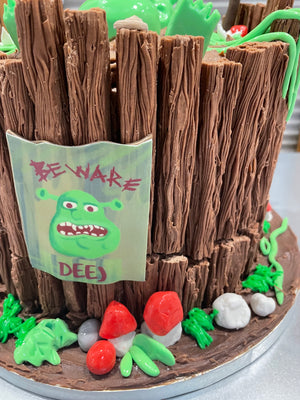 SWAMP MONSTER CAKE