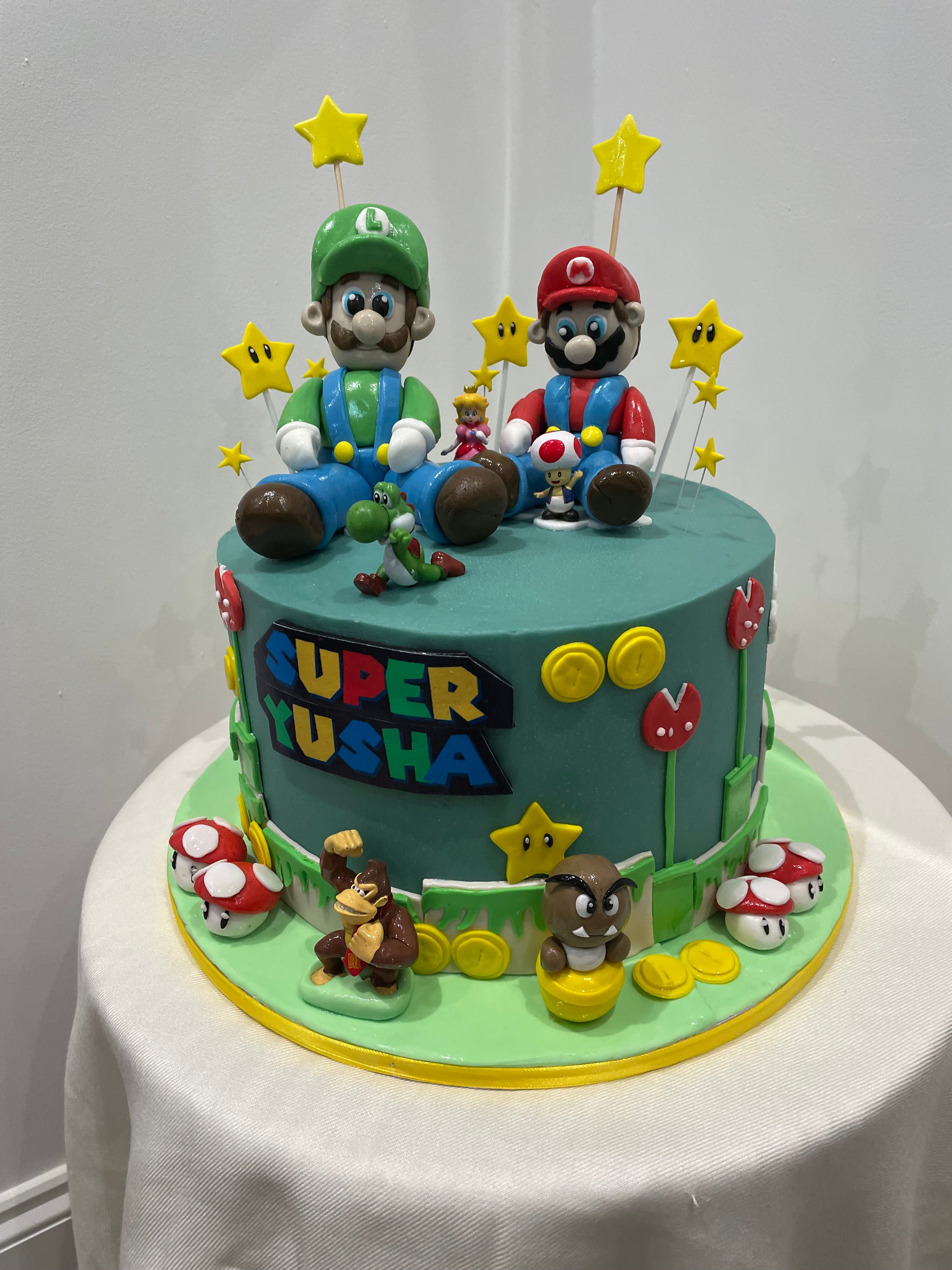 SUPER YUSHA CAKE