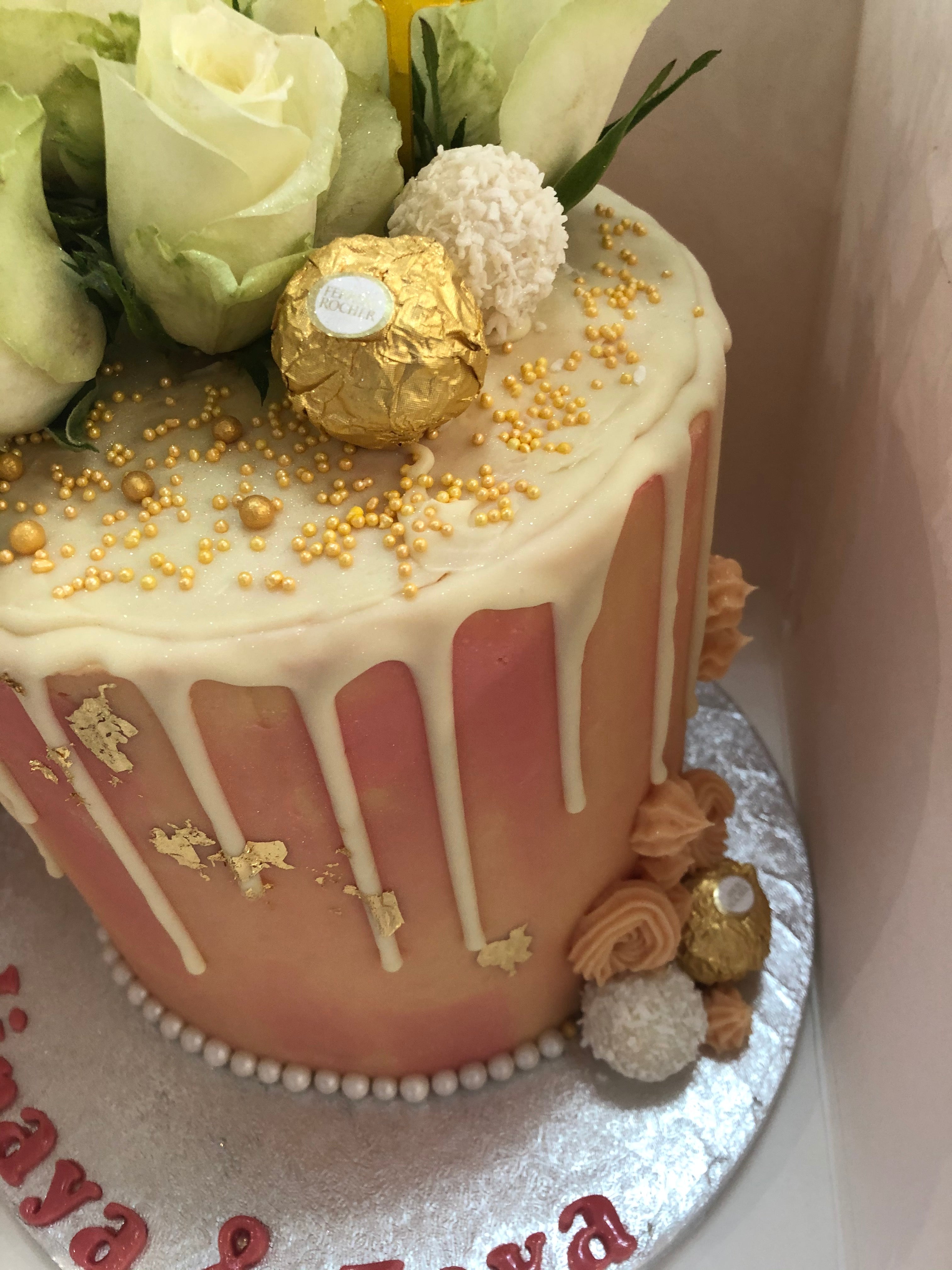 PEACHY FEATHER WHITE DRIP CAKE