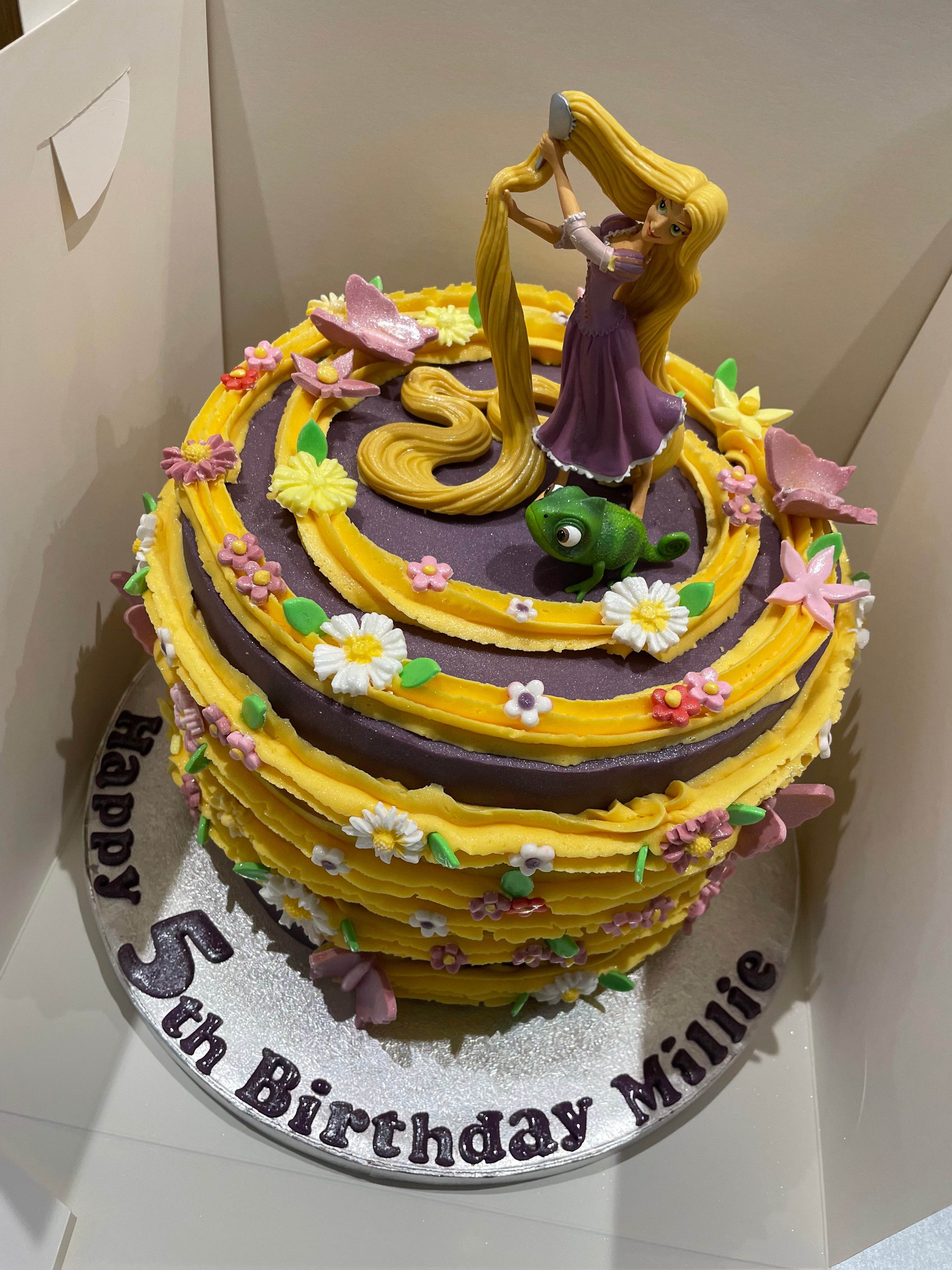 LONG HAIR PRINCESS THEME CAKE