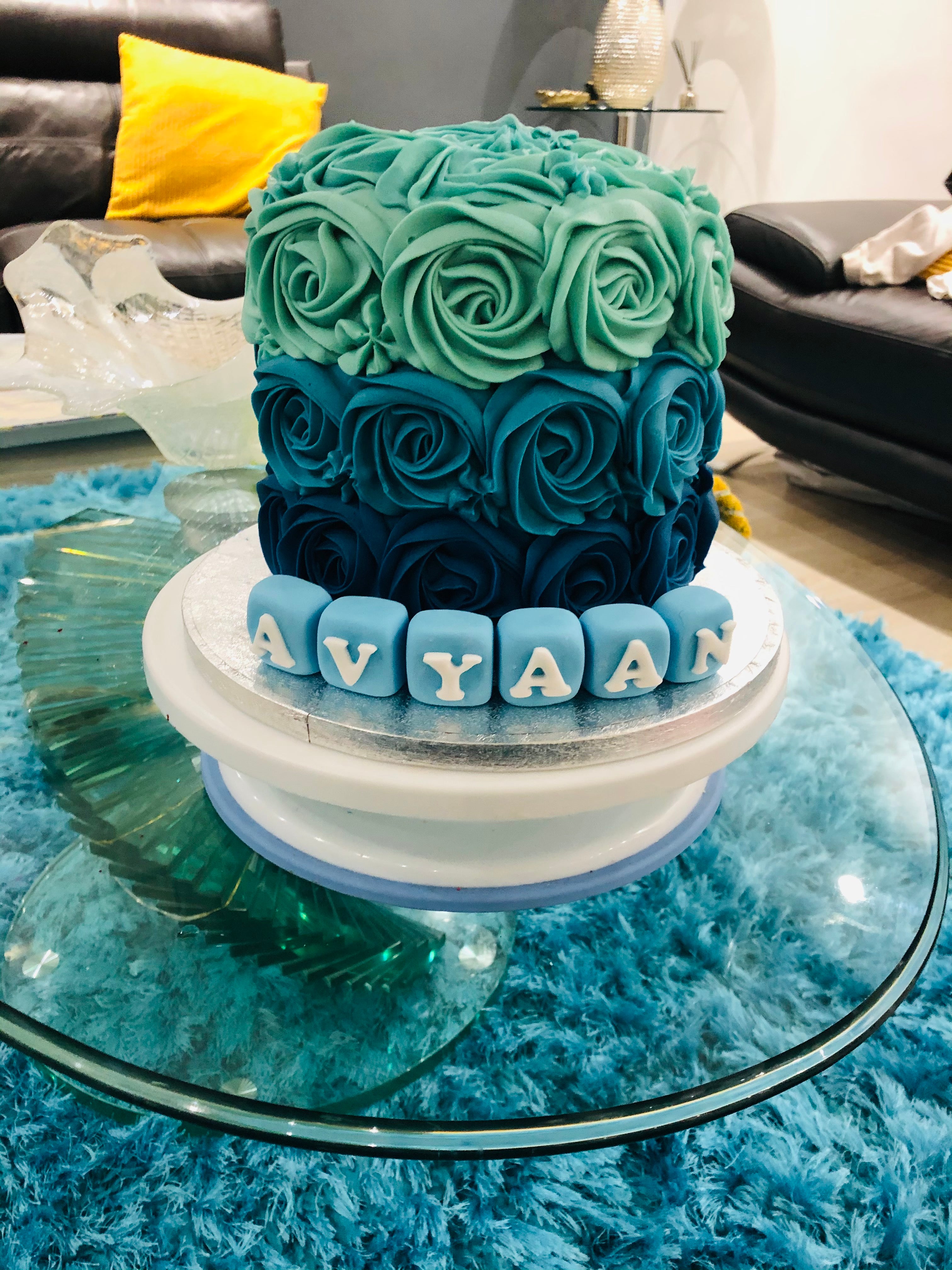 BLUE BLOCKS ROSETTE CAKE