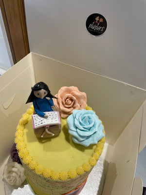 CHILDREN'S BOOK AUTHOR THEME CAKE