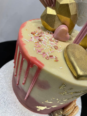 PINK SAIL & FLOWER CAKE