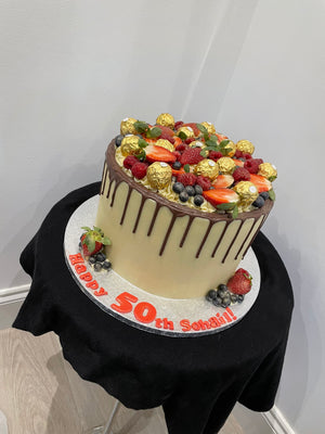 FRUIT CHOCOLATE DRIP CAKE