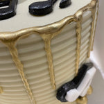 SAXAPHONE MUSICAL GOLD DRIP CAKE