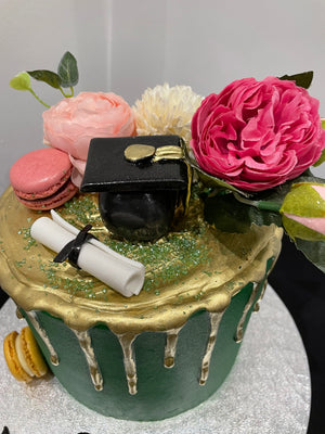 EMERALD GRAD GOLD DRIP CAKE